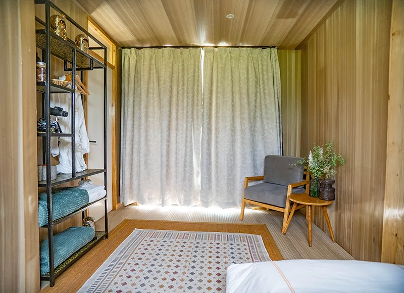 three-bedroom-deluxe-room-inside-view