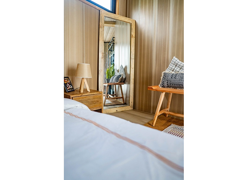 three-bedroom-deluxe-room-with-mirror-in-a-corner