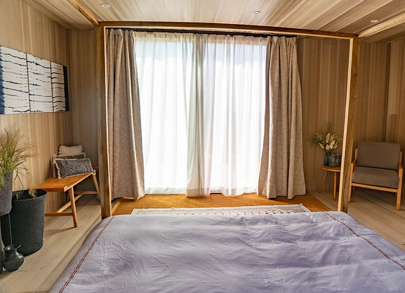 two-bedroom-deluxe-inside-view-15